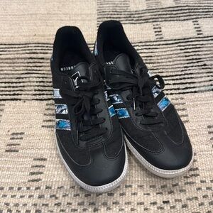Adidas samba limited edition printed. Black with detail. Size 8M/9.5W.